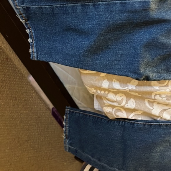 Jeans - Picture 3 of 3